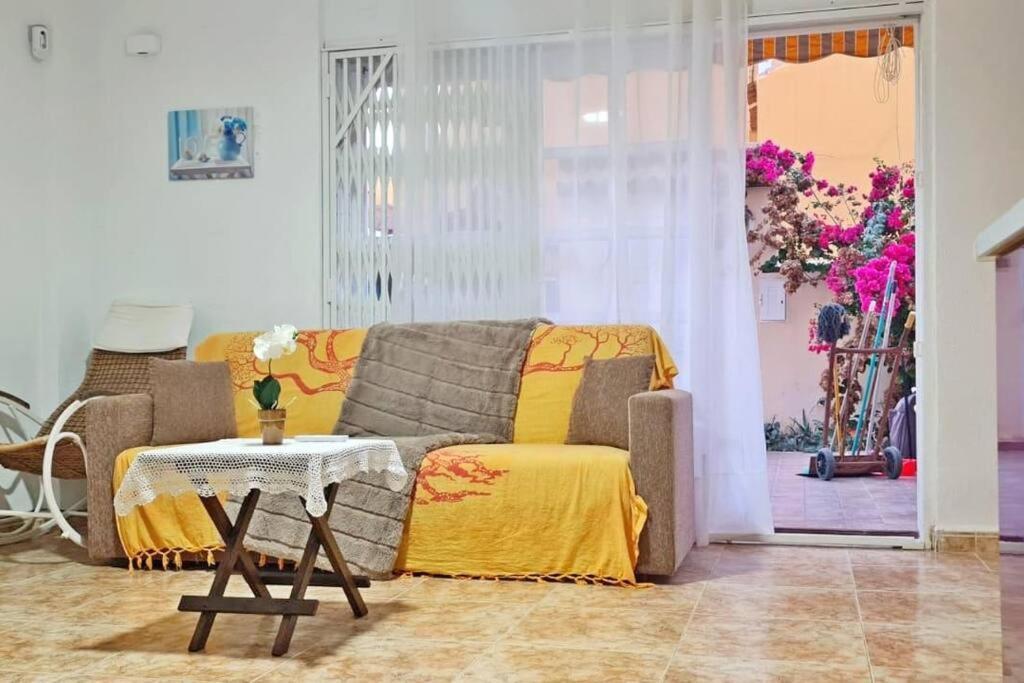 Mar Azul Adosado, Patio Y Solarium Leilighet Torrevieja Eksteriør bilde